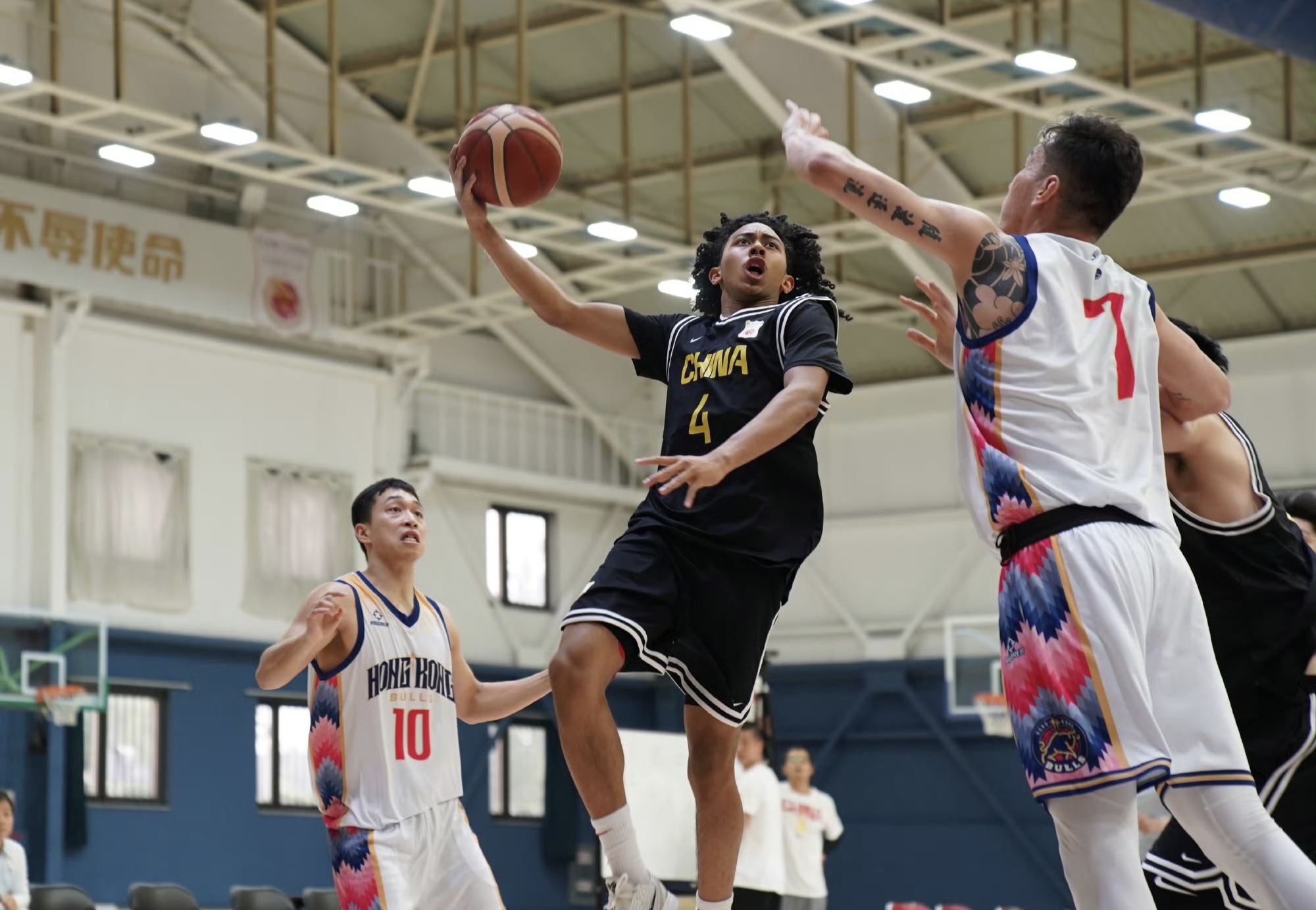 孟菲斯灰熊迎CBA季后赛关键赛，冲刺阶段扳平良机，气氛紧张，心理建设被强调的简单介绍九游娱乐