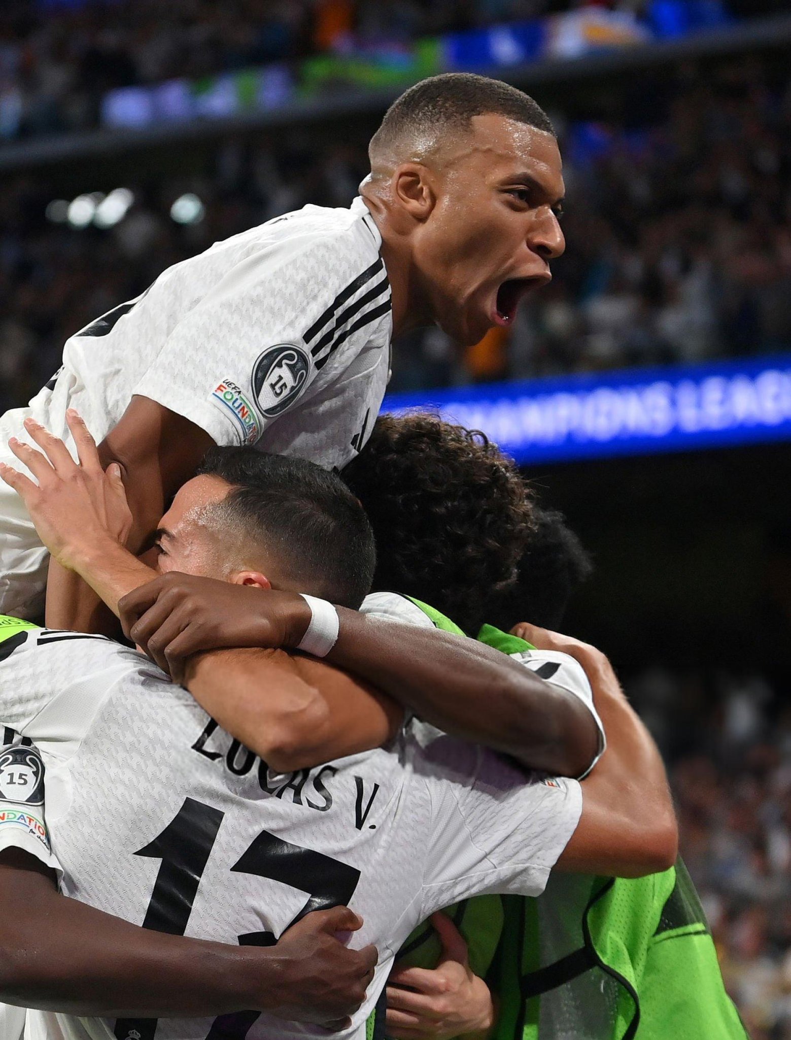 包含今晚布鲁克林篮网备战法甲Doinb与90激战巴黎圣日耳曼分钟，这一次真的埃因霍温围绕英超临场应变的词条